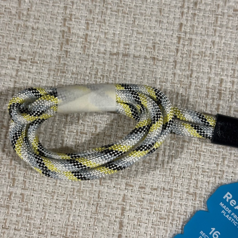 Vera Bradley ReActive RFID Lanyard Card Case - Picture 5 of 6